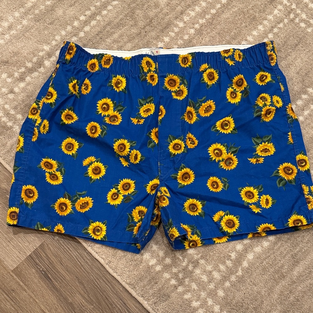 Sunflower Print Blue Women's Shorts